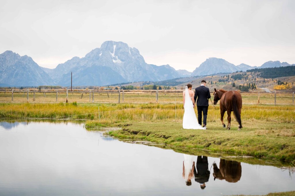 Diamond Cross Ranch Wedding photos with bride and groom